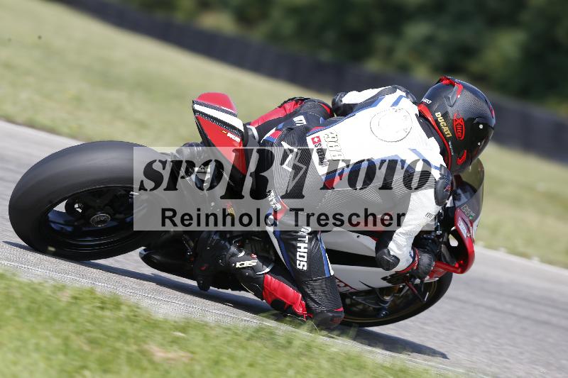 /45 10.08.2025 Plüss Moto Sport ADR/Freies Fahren/988